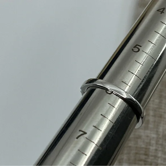 Vintage Estate Sterling Silver 925 Blue Topaz & Diamond Halo Ring – Size 6 - Picture 16 of 17